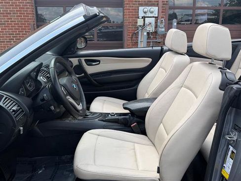 Used 2013 BMW 128i Convertible RWD image 15