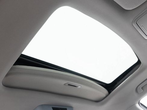 Used 2016 Honda Odyssey EX-L image 34