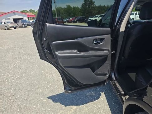 Used 2019 Nissan Murano SL w/ SL Technology Package FWD image 44