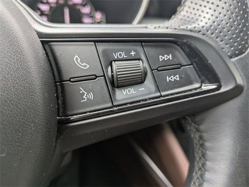 Used 2021 Alfa Romeo Stelvio Ti w/ Premium Package image 15