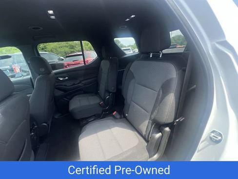Certified 2023 Chevrolet Traverse LT FWD image 30