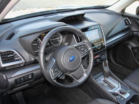 Used 2023 Subaru Forester Premium AWD/4WD image 19