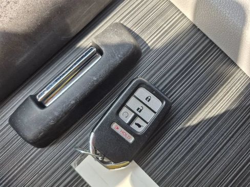 Used 2016 Honda Pilot EX-L image 35