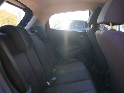 Used 2014 MAZDA MAZDA2 Sport FWD image 25