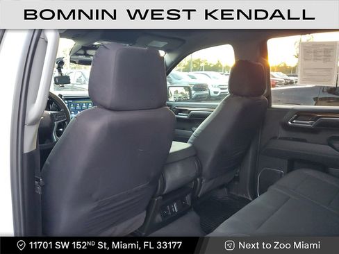 Used 2024 Chevrolet Silverado 1500 LT image 17