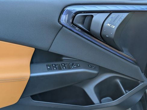 Used 2025 BMW X3 xDrive30i w/ Premium Package image 14