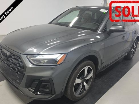 Used 2022 Audi Q5 2.0T Premium Plus w/ Premium Plus Package image 1