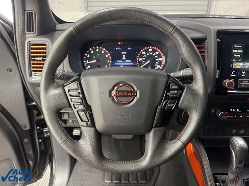 Used 2022 Nissan Frontier Pro-X image 18
