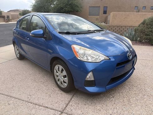 Used 2012 Toyota Prius C Three FWD image 9