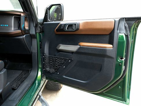 Used 2022 Ford Bronco Outer Banks AWD/4WD image 49