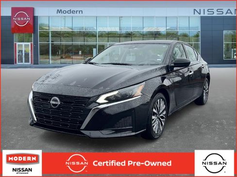 Certified 2024 Nissan Altima 2.5 SV image 1