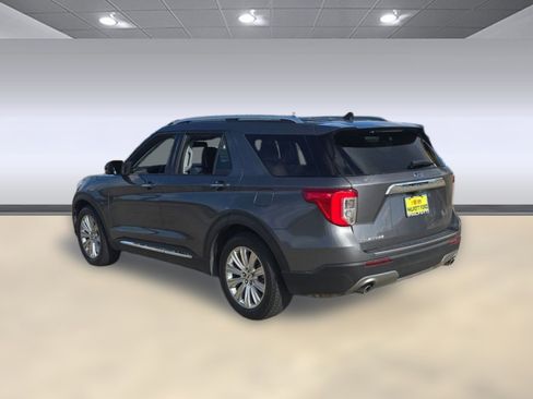 Used 2021 Ford Explorer Limited w/ Equipment Group 301A image 3