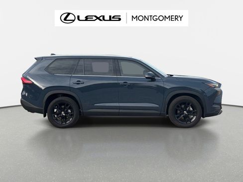 Used 2024 Toyota Grand Highlander AWD image 2