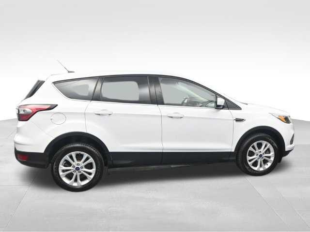 Used 2017 Ford Escape SE AWD/4WD image 8