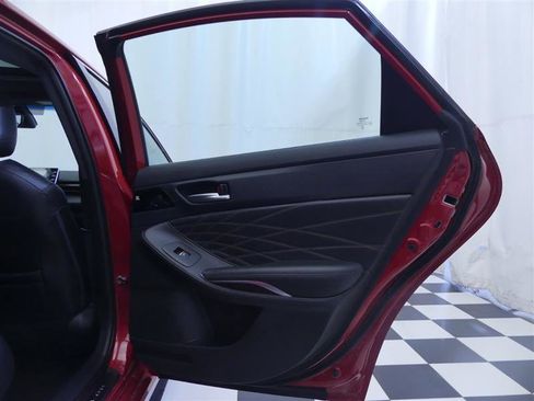 Used 2021 Toyota Avalon Limited w/ Advanced Safety Package image 31