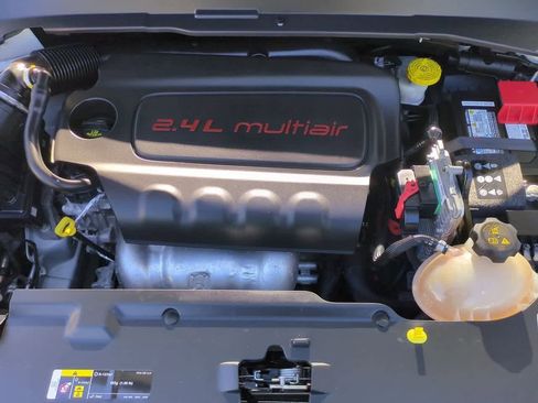 Certified 2022 Jeep Compass Altitude w/ Sun and Sound Group image 15