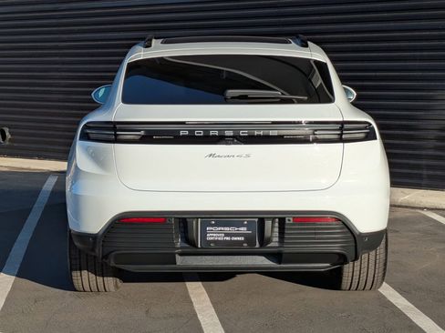 Certified 2025 Porsche Macan 4S Electric image 9