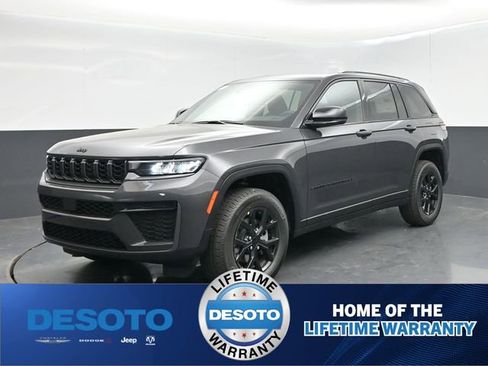 New 2026 Jeep Grand Cherokee Altitude AWD/4WD image 4