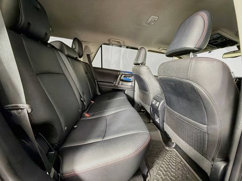 Used 2023 Toyota 4Runner TRD Off-Road Premium AWD/4WD image 30