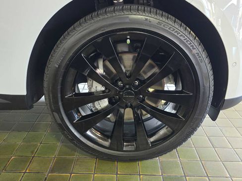 New 2026 Land Rover Range Rover Sport SE AWD/4WD image 9