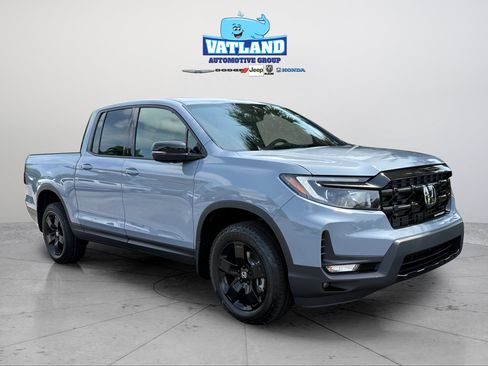 New 2026 Honda Ridgeline Black Edition image 8
