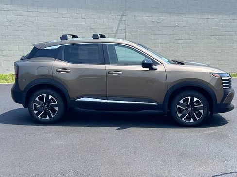 New 2026 Nissan Kicks SV w/ Cold Weather Package AWD/4WD image 37