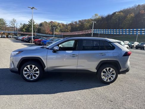 Used 2025 Toyota RAV4 XLE Premium w/ Weather Package image 8