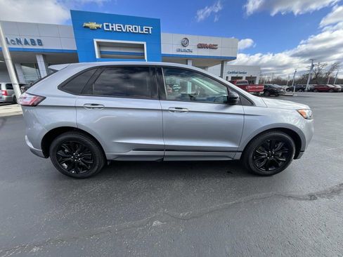 Used 2022 Ford Edge SE w/ Black Appearance Package image 8