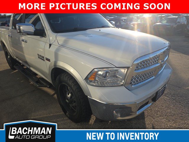 Used 2014 RAM 1500 Laramie w/ Convenience Group AWD/4WD image 2