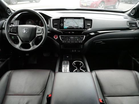 Used 2024 Honda Ridgeline Black Edition image 10
