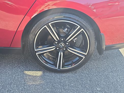 Used 2024 Honda Accord Sport image 33