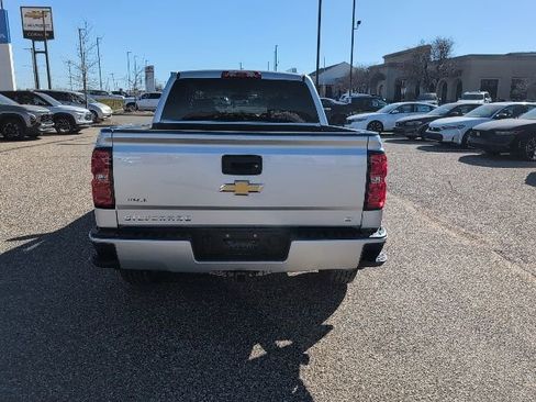 Used 2017 Chevrolet Silverado 1500 LT w/ All Star Edition image 19