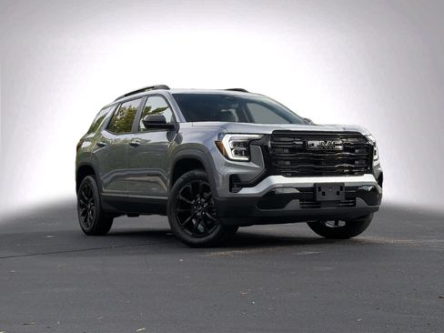 Used 2027 GMC Terrain Elevation w/ Elevation Premium Package AWD/4WD image 2
