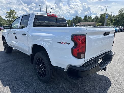 New 2026 Chevrolet Colorado W/T w/ WT Custom Package AWD/4WD image 4