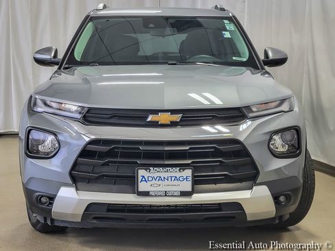 Used 2023 Chevrolet TrailBlazer LT FWD image 4