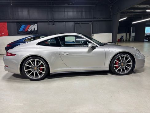 Used 2013 Porsche 911 Carrera 4S AWD/4WD image 3