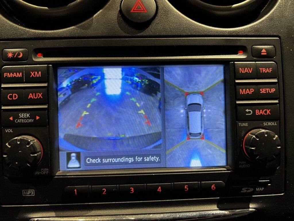 Used 2013 Nissan Rogue SL AWD/4WD image 29