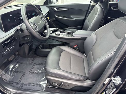 Used 2024 Kia EV6 Light RWD image 14