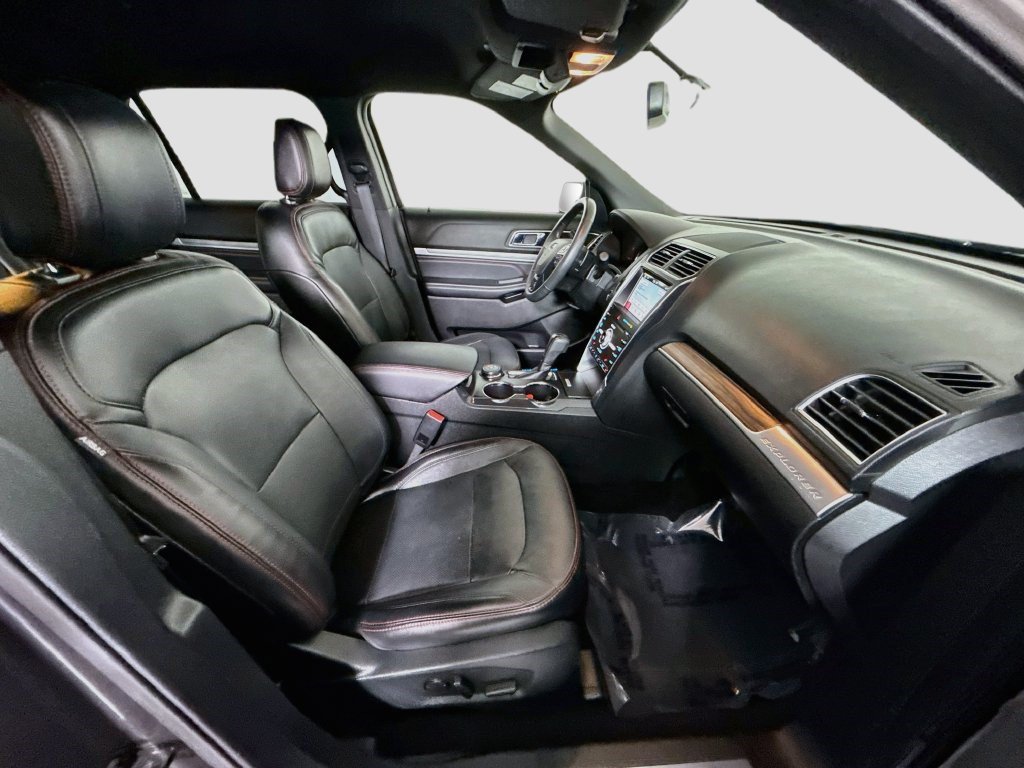 Used 2019 Ford Explorer Sport AWD/4WD image 28