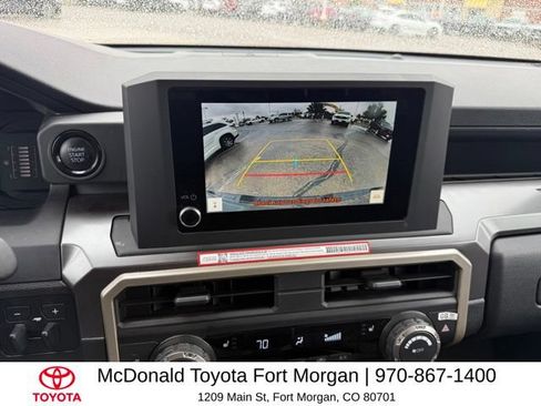 Used 2025 Toyota Tacoma SR5 AWD/4WD image 11