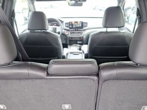 Used 2023 Honda Passport EX-L image 7
