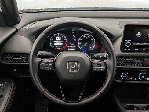 Used 2025 Honda HR-V Sport image 23