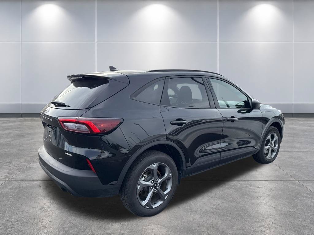 Used 2025 Ford Escape ST-Line AWD/4WD image 35