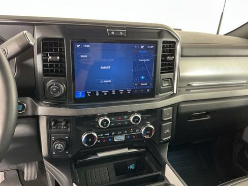 Certified 2025 Ford F350 Platinum w/ Tremor Off-Road Package AWD/4WD image 22