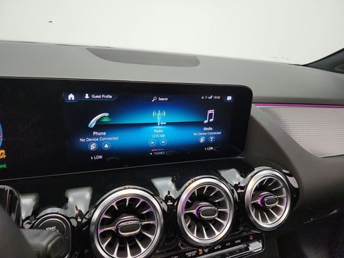 Certified 2022 Mercedes-Benz GLA 250 4MATIC image 13