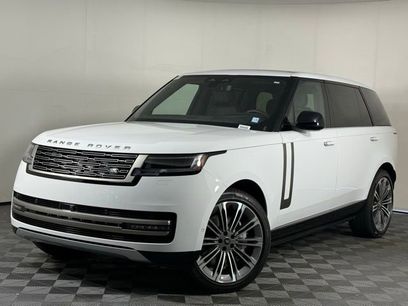 New 2025 Land Rover Range Rover Long Wheelbase SE