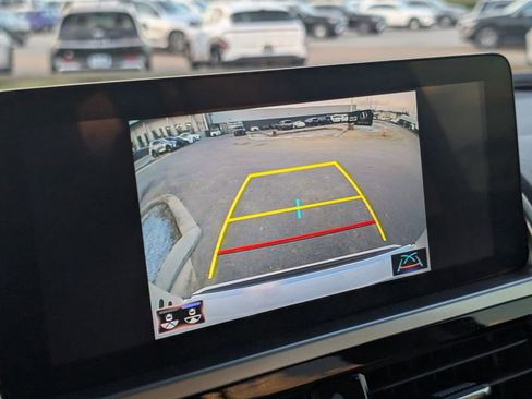 Used 2023 Lexus GX 460 Premium w/ Premium Package image 9