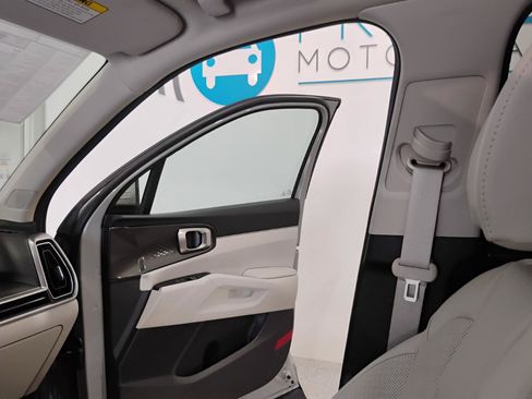 Used 2025 Kia Sorento S w/ Panoramic Sunroof Package FWD image 62