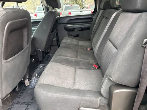 Used 2013 Chevrolet Silverado 2500 LT w/ Interior Plus Package image 30