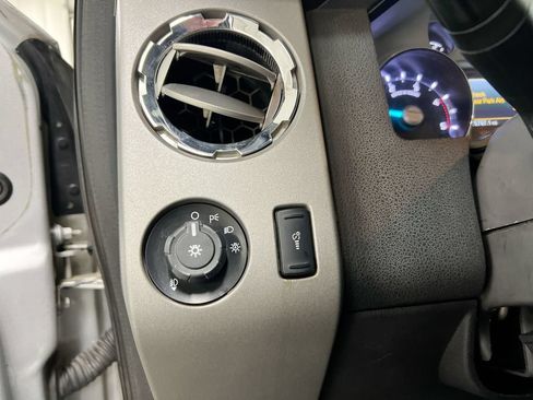 Used 2014 Ford F250 Lariat w/ Chrome Package AWD/4WD image 18